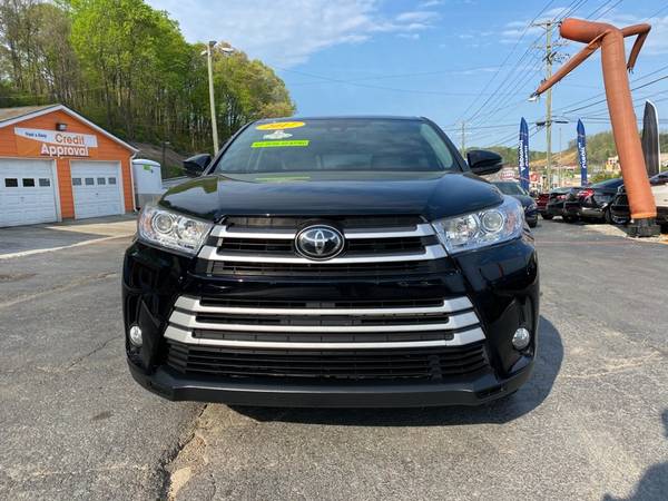 2017 Toyota Highlander LE Plus FWD V6 - - by dealer for sale in Knoxville, TN – photo 2