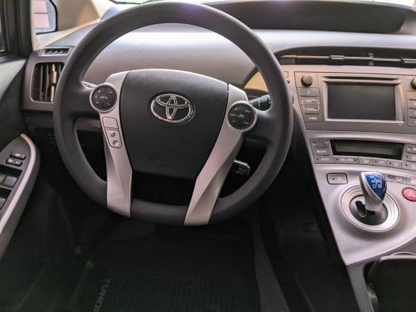 2014 Toyota Prius for sale in Cincinnati, OH – photo 16
