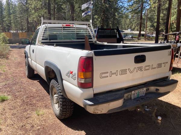 2001 Silverado 2500hd 4x4 with plow for sale in Bend, OR – photo 5