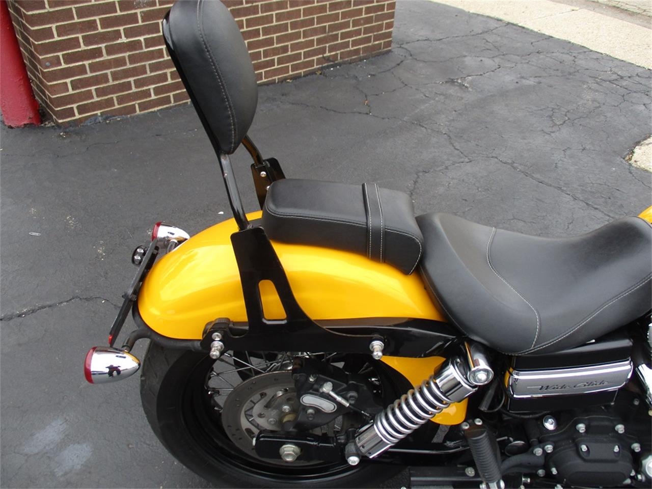2011 Harley-Davidson Dyna Wide Glide for sale in Sterling, IL – photo 9