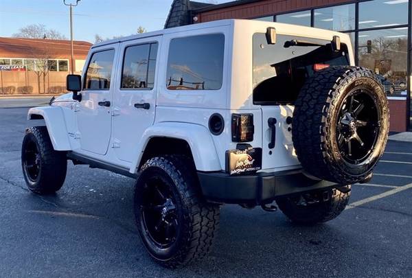 2015 Jeep Wrangler Unlimited Rubicon - cars & trucks - by dealer -... for sale in Grayslake, IL – photo 8