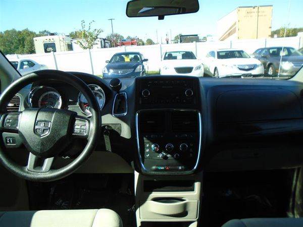 2013 Dodge Grand Caravan SE -GUARANTEED FINANCING for sale in Wentzville, MO – photo 10