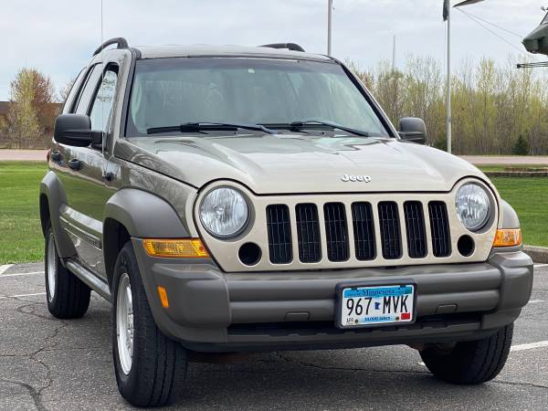 2006 JEEP LIBERTY SPORT 4WD V6 - - by dealer - vehicle for sale in Shakopee, MN – photo 3