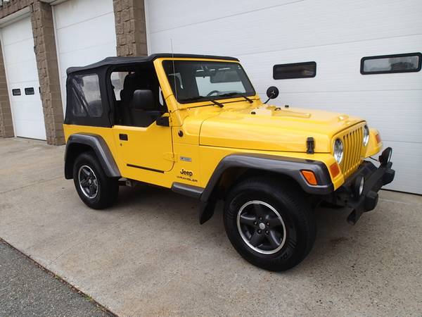 2004 Jeep Wrangler Columbia Edition, 6 cyl, automatic, CLEAN! for sale in Chicopee, MA – photo 2