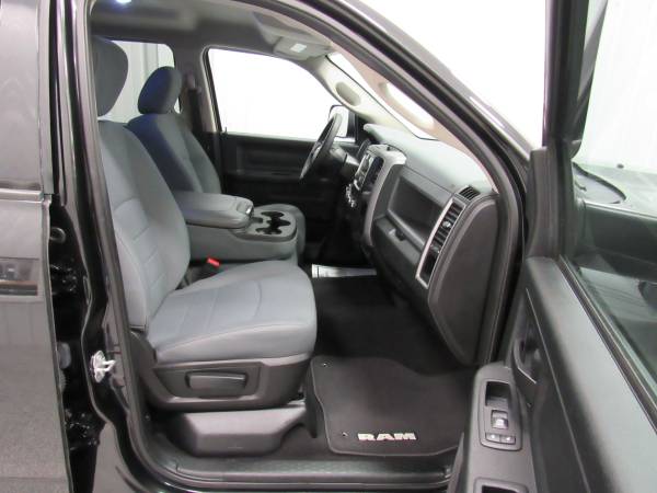 2016 RAM 1500 4WD - 5.7L V8 HEMI - LOW MILES - WARRANTY - cars &... for sale in (west of) Brillion, WI – photo 22