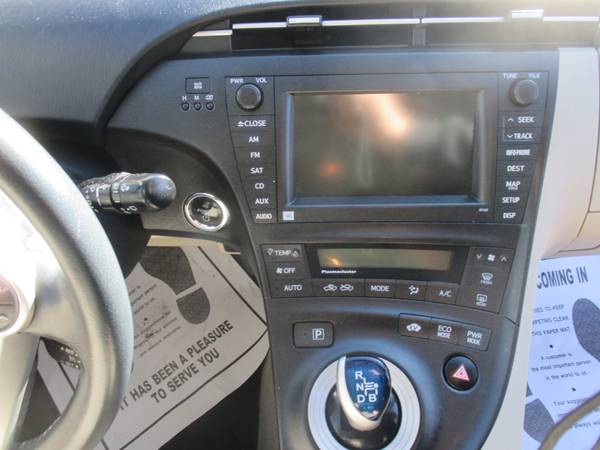 2010 Toyota Prius V Premium Hatchback/Pkg 6/1 Owner/Clean Car Fax -... for sale in Phoenix, AZ – photo 7