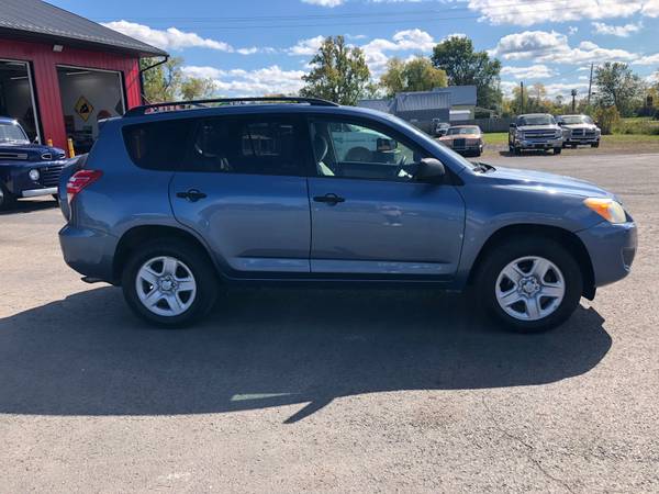 2009 TOYOTA Rav 4 BASE 4X4--PERFECT FOR WINTER! for sale in Ogdensburg, NY – photo 3