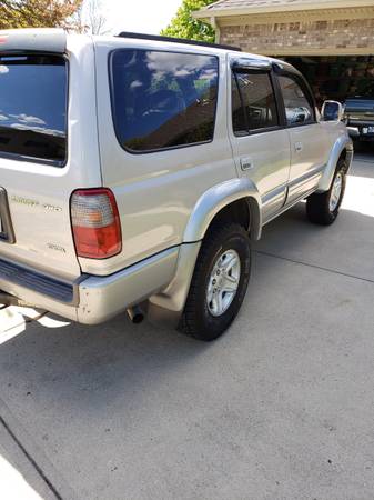 1999 Toyota 4Runner Limited for sale in Avon, IN – photo 4