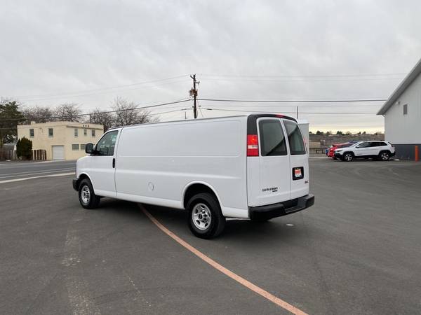 2016 GMC Savana Cargo Van RWD 2500 155 White for sale in Wenatchee, WA – photo 4