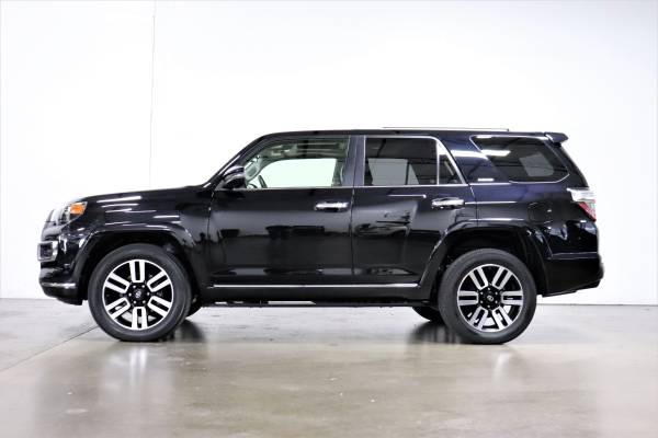 2018 TOYOTA 4RUNNER LIMITED LOADED 1 OWNER - - by for sale in Portland, OR – photo 3
