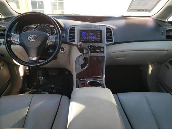 2009 Toyota Venza 4dr Wgn V6 FWD Wagon - - by dealer for sale in Medford, OR – photo 16