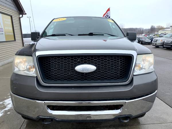 2007 Ford F-150 4WD Supercab 133 XLT - - by dealer for sale in Chesaning, MI – photo 2
