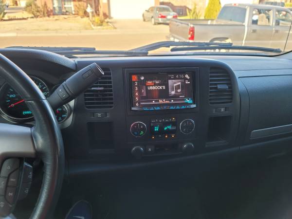 2011 Chevrolet silverado - cars & trucks - by owner - vehicle... for sale in Lubbock, TX – photo 7