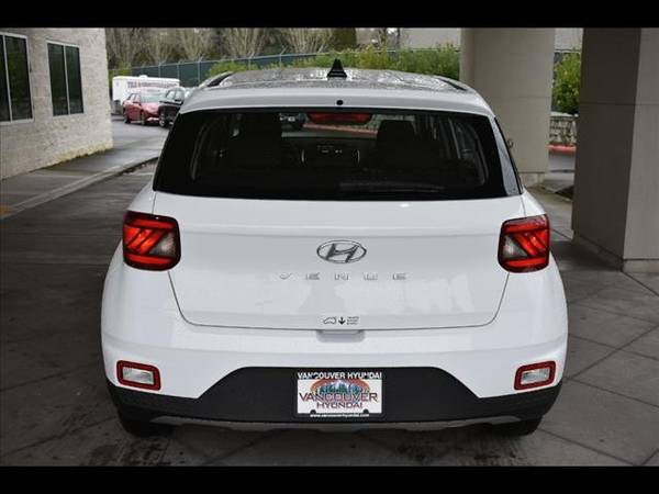 2021 Hyundai Venue SE SE Crossover - - by dealer for sale in Vancouver, OR – photo 4