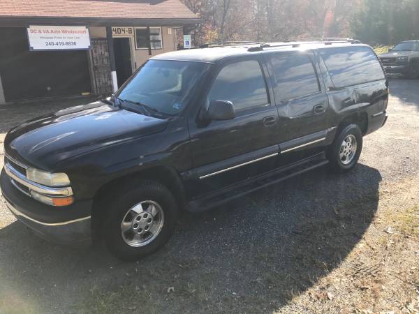 02 Chevy Suburban 4WD 3rd row - cars & trucks - by dealer - vehicle... for sale in Washington, District Of Columbia – photo 2