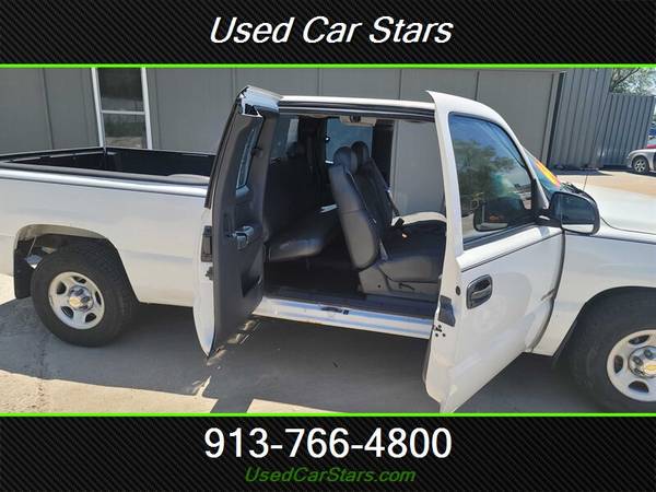 2001 Chevrolet Silverado 1500 - - by dealer - vehicle for sale in Kansas City, MO – photo 19