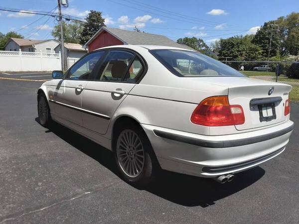 2001 BMW 3 Series 325i SALE PRICE 3500 - - by dealer for sale in Fredericksburg, District Of Columbia – photo 4