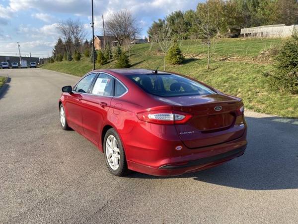 2016 Ford Fusion SE - LEATHER - cars & trucks - by dealer - vehicle... for sale in Washington, PA – photo 3