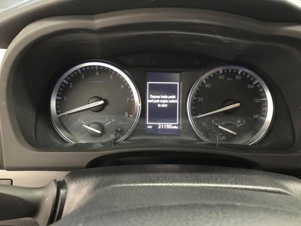 2018 Toyota Highlander XLE V6 AWD - - by dealer for sale in Eugene, OR – photo 13