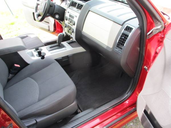 2009 Mercury Mariner AWD SUV for sale in Other, OH – photo 17