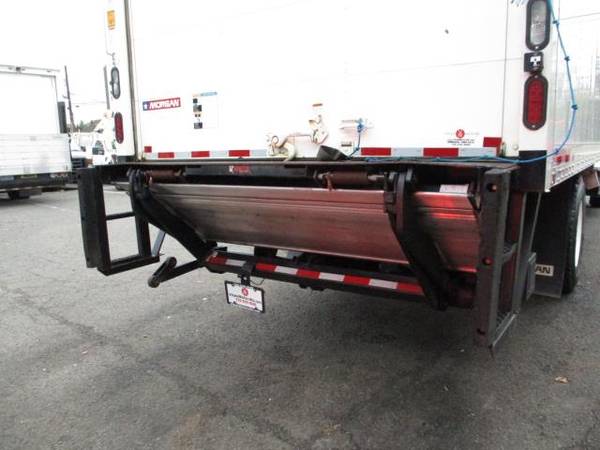 2017 Ford Super Duty F-650 Straight Frame 24 FOOT BOX TRUCK ** 75K... for sale in south amboy, NE – photo 7