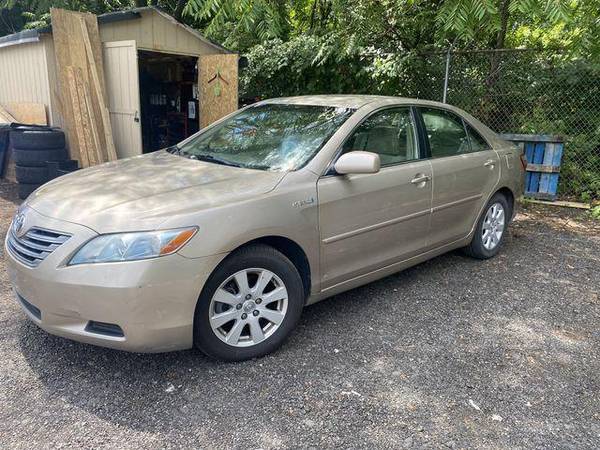 2007 Toyota Camry Hybrid Sedan 4D EZ-FINANCING! - cars & trucks - by... for sale in Garfield, NY – photo 2