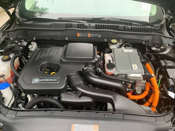 Wow! A 2019 Ford Fusion Hybrid with only 26,809 Miles-eastern CT -... for sale in New London, CT – photo 18