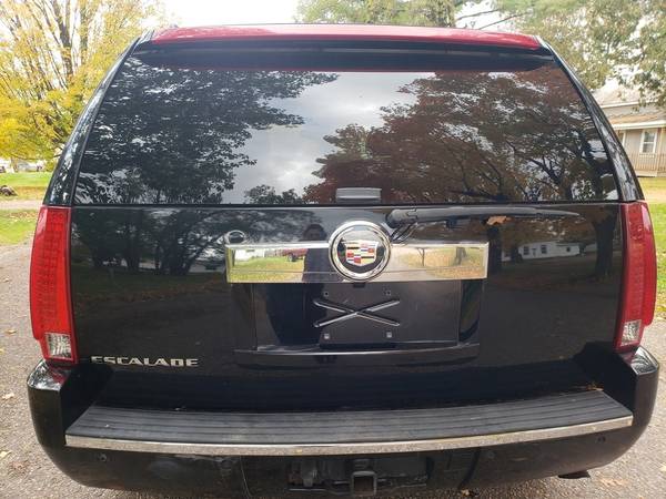 2007 Cadillac Escalade SUV for sale in New London, WI – photo 4