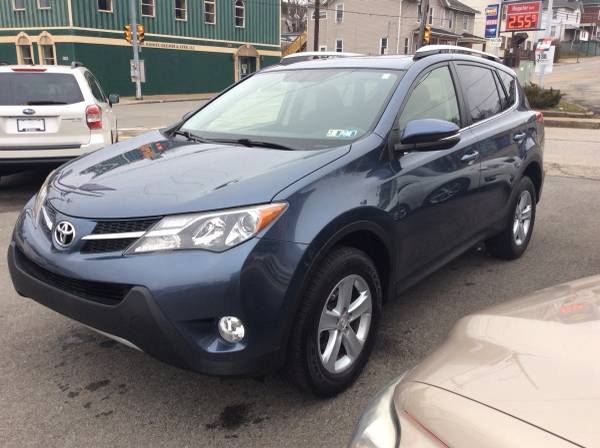 2014 Toyota RAV4 XLE 4wd - - by dealer - vehicle for sale in Greensburg, PA – photo 3