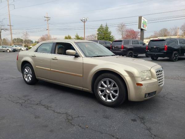 2007 Chrysler 300 Signature - - by dealer - vehicle for sale in High Point, NC – photo 7