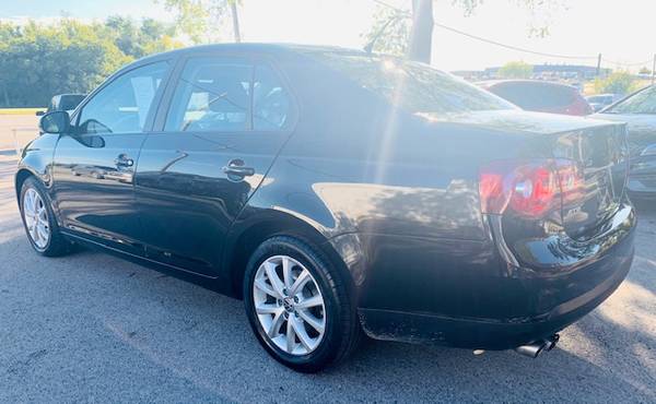 2010 Volkswagen Jetta BLACK ON BLACK with leather! for sale in Fort Worth, TX – photo 4