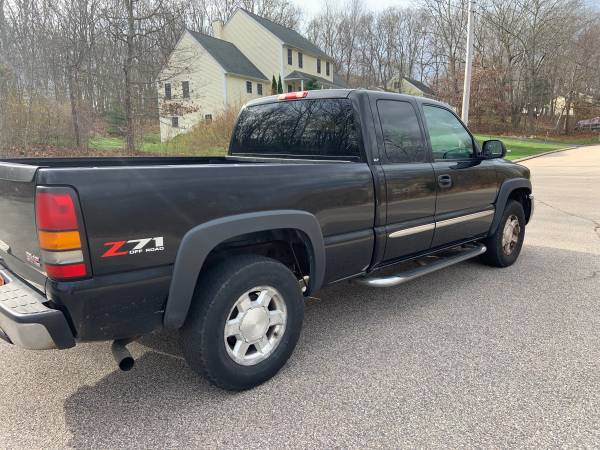2006 GMC Sierra SLT - cars & trucks - by owner - vehicle automotive... for sale in Stonington, CT – photo 3