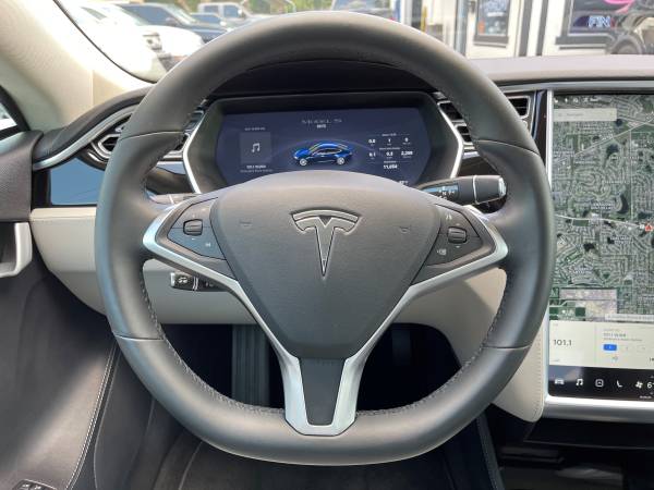 2015 Tesla Model S 85 - Only 11k Miles! - 1 Owner! - STILL NEW! for sale in Debary, FL – photo 13