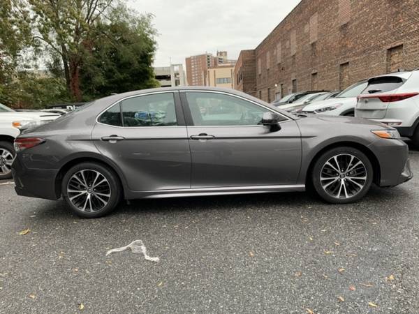 2019 Toyota Camry SE - cars & trucks - by dealer - vehicle... for sale in Brooklyn, NY – photo 9