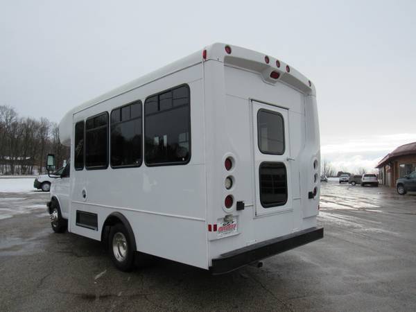 2014 Chevrolet Chevy Express Cutaway 3500 - - by for sale in Random Lake, WI – photo 3