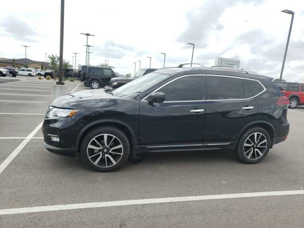 2018 NISSAN ROGUE SL AWD LEATHER LOADED LIKE NEW 1 OWNER MUST SEE -... for sale in Owasso, OK – photo 2