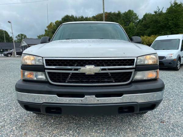2007 Chevrolet Chevy Silverado 1500 Classic LS 4dr Extended Cab 4WD... for sale in Walkertown, NC – photo 3