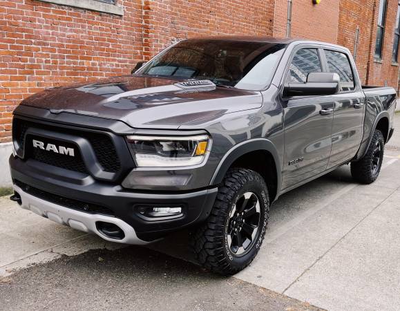 2019 Ram 1500 Rebel 4x4 CREW Cab 5'7 Box - cars & trucks - by owner... for sale in Damascus, OR – photo 2