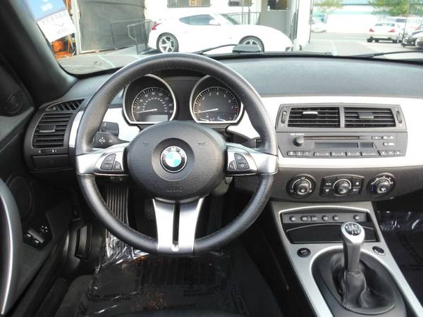 2006 BMW Z4 Roadster 3.0i 6 SPEED MANUAL 61K MILES HARD TO FIND for sale in Sacramento , CA – photo 17