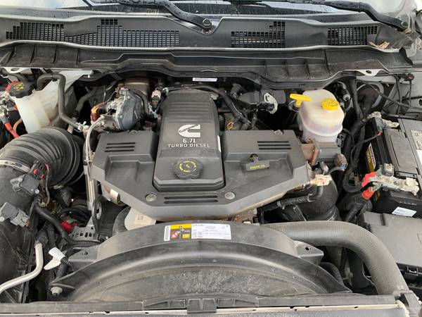 Cummins Diesel Aisin 6 Speed - 2017 Ram 3500 4x4 - Clean Truck -... for sale in Kimmswick, OH – photo 17