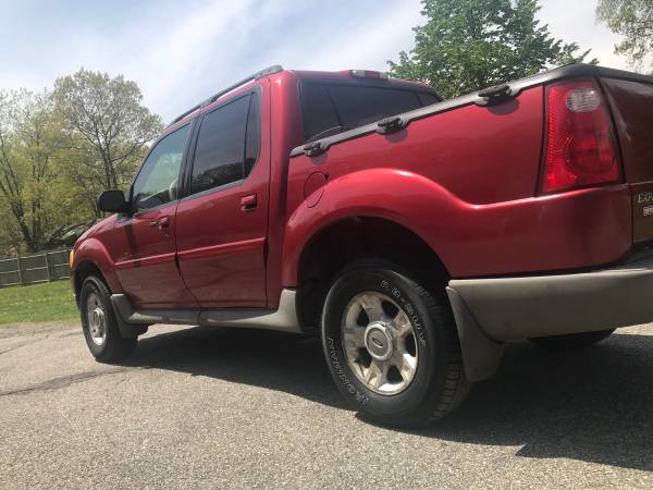 low miles! 2002 ford Explore mint Condition - - by for sale in Shelton, CT – photo 9