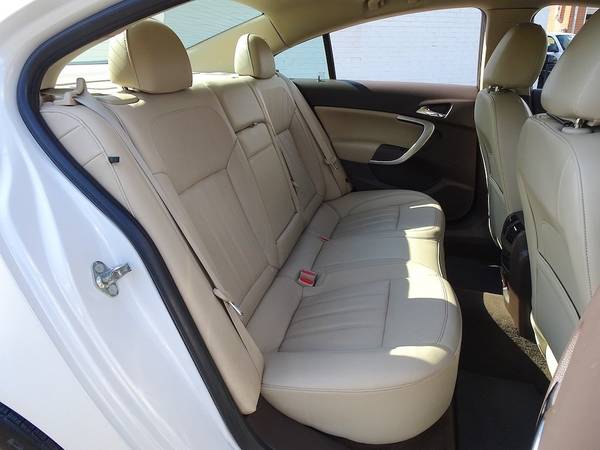 Buick Regal Premium II Navigation Blind Spot Alert Sunroof Bluetooth for sale in Greenville, SC – photo 11