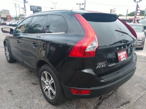 2013 Volvo XC60 T6 for sale in Greenfield, WI – photo 16