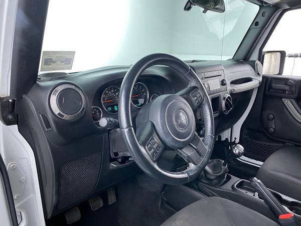 2015 Jeep Wrangler Sport S Sport Utility 2D suv White - FINANCE... for sale in Hobart, IL – photo 20