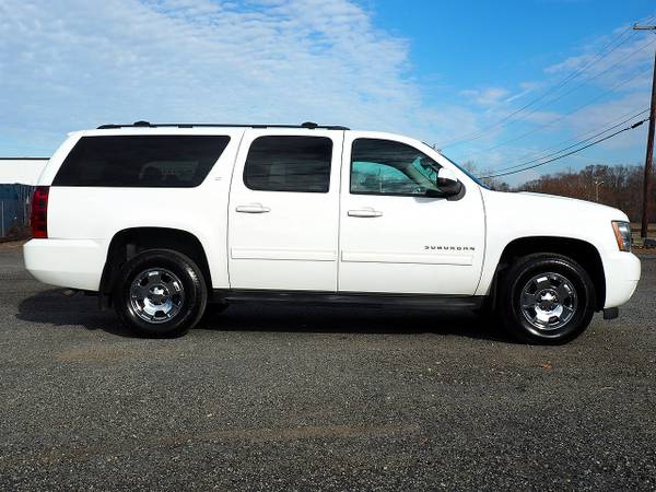2012 Chevrolet Suburban LT 4X4 Leather Moonroof DVD Super Nice -... for sale in West Warwick, MA – photo 5