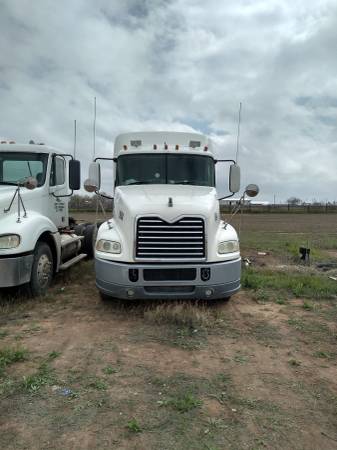 2011 Mack pinnacle for sale - cars & trucks - by owner - vehicle... for sale in Houston, TX – photo 10