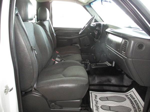 2006 Chevrolet Silverado 2500 4x4 Regular Cab Utility Bed - cars & for sale in Lawrenceburg, TN – photo 12