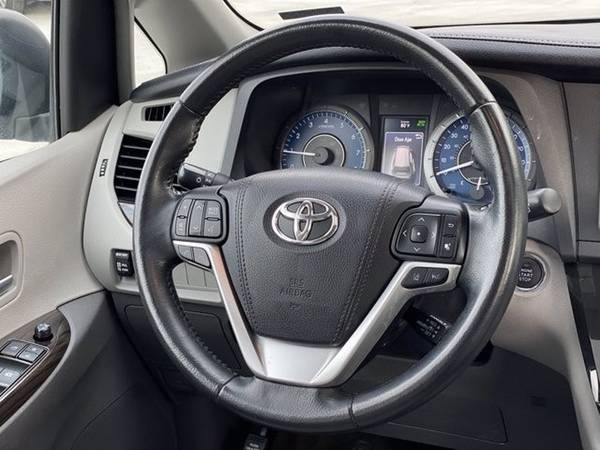 2018 Toyota Sienna XLE - cars & trucks - by dealer - vehicle... for sale in Murfreesboro, TN – photo 16