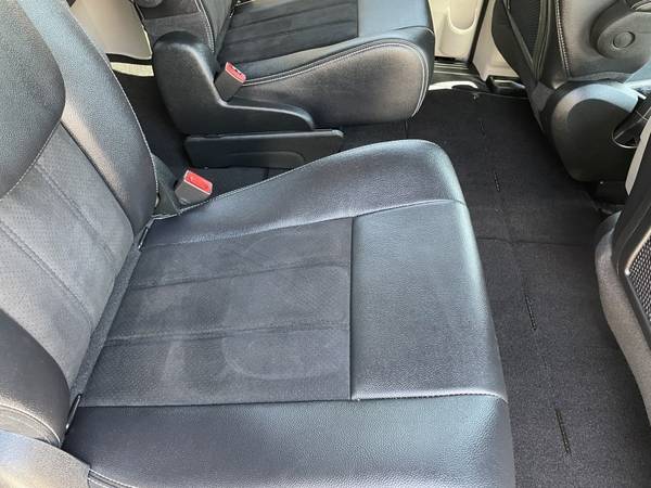 2018 Dodge Grand Caravan SXT 1-OWNER CLEAN CARFAX 6 CYL FL for sale in Sarasota, FL – photo 24