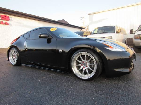 2012 Nissan 370Z Manual - cars & trucks - by dealer - vehicle... for sale in Rockford, IL – photo 11